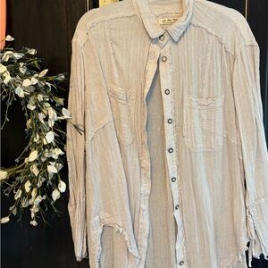 We The Free Light Gray Textured Shirt